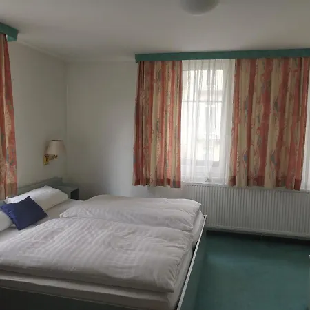 Resteraunt Deutsches Haus Hotel 3*